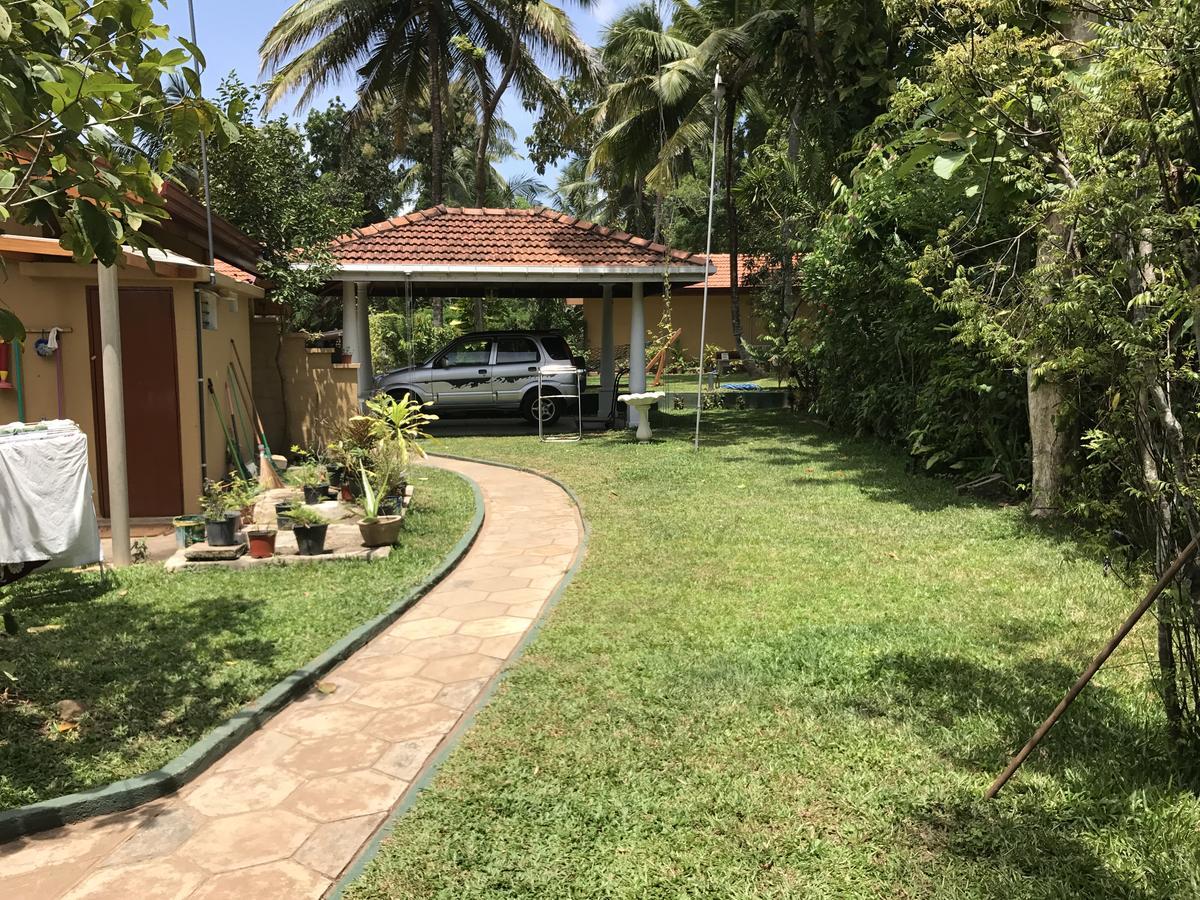 Villa Shade Negombo Exterior photo